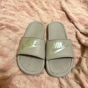nike slides